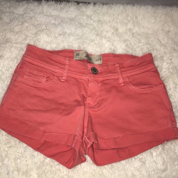 Hollister Pants - Pink Hollister Jean Short size 00